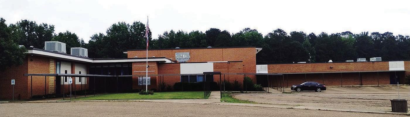 Linden-Kildare CISD announced they were closing the Mae Luster Stephens Junior High School immediately and most likely permanently. The cost-cutting move would see kids transferred to the high school campus. (Photo by Vernon Groce) Year in Review 2024