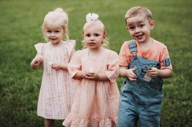 Three little best friends attended the Moon wedding (Lakyn, Evelyn, Andrew). Summer Fun