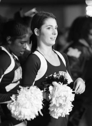 A huge crowd came together in downtown Atlanta for a spirited community pep rally, showing immense support for the students. The community celebrated the varsity football team’s playoff game, as well as the BBBFRL’s incredible second-place finish at the state competition.