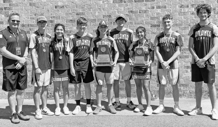Rabbit netters compete at district, make regionals