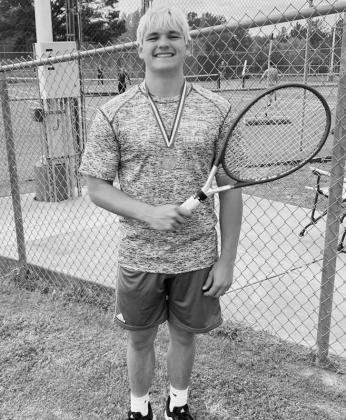McLeod’s Kannon Dempsey placed first in boys’ singles, Austin McGray and Chassie Gryder placed first in mixed doubles and Jaxon Smith and Jase Deaton placed second in boys’ doubles at the district varsity tennis meet. Clare Wong, Vincent Wong earn State trip