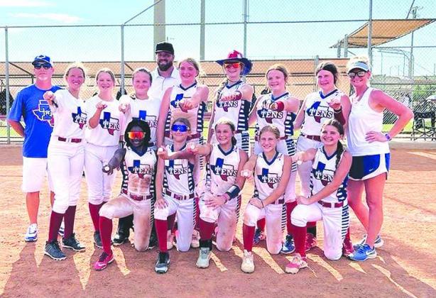 Team members are, front row from left: A’leejiah Washington, Hope Rankin, Keeli Harris, Hayden Mullins and Zoe Herring. Back row from left: Brian Fincher,Alli Taylor,Ava Underwood, Maya Underwood, John Herring, Kammie Terrell, Peyton Morgan, Stella Finc Texas Tens headed to Nationals in Hot Springs