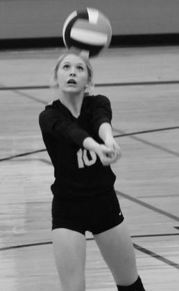 Photos by PHYLLIS WARREN LADY RABBITS LADY BULLDOGS