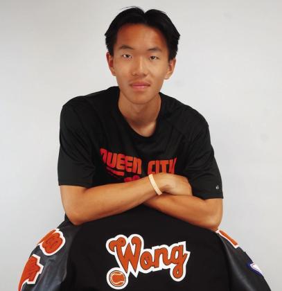 Wong awarded annual Tony Buzbee Scholarship