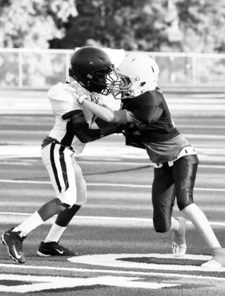Atlanta Middle School football teams battle Gladewater