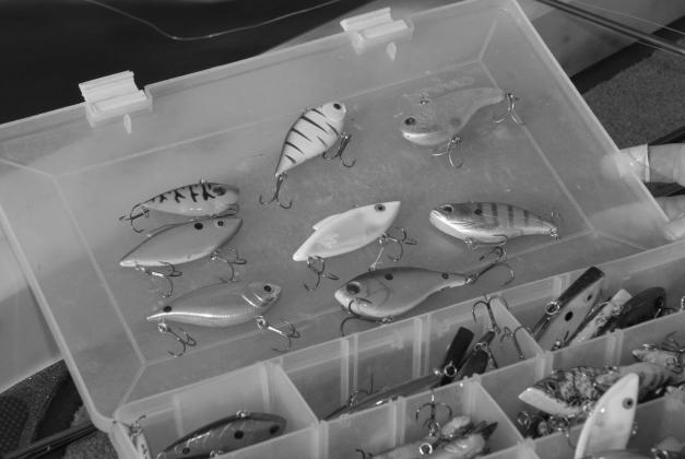 Lipless crank baits and other styles of hard body lures come in assorted colors. It’s always best to match the hatch by throwing colors that simulate the primary forage on which the bass are feeding.Crawfish patterns like red,orange and brown heavy favo The Color Code