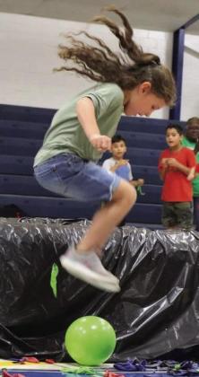 Bloomburg Elementary ‘pops’ into a new year