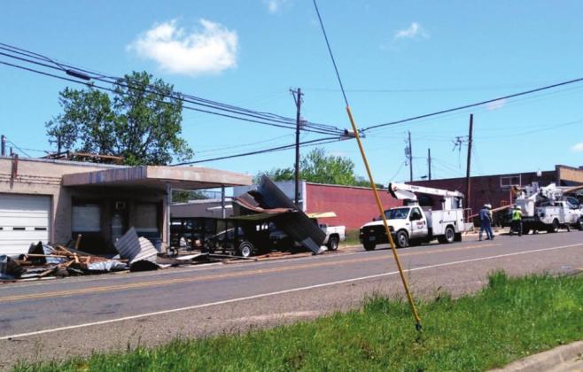 Microburst causes damage throughout county