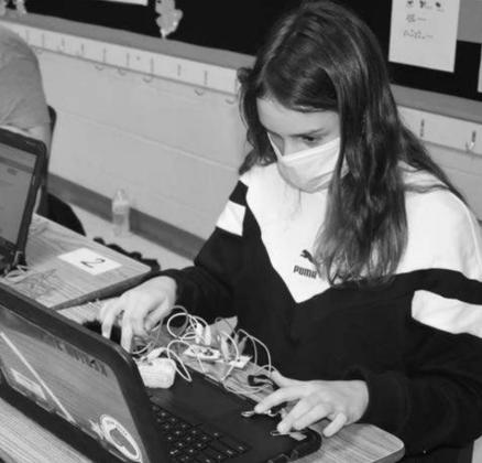 M.U.M.S. hosts STREAM Extravaganza for students