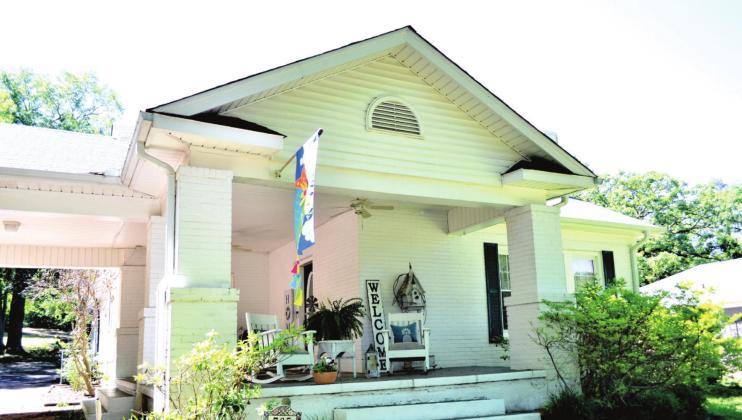 Vintage rockers sit on the front porch of the home at 705 North Louise. The Hanner House