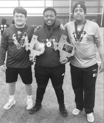 Clay Fant, Tyrell King and Isaiah Harrison all placed at the Regional Powerlifting Championship held on Mar. 11, in Henderson. King was the Regional Champion in the 308 class and was named the Meet’s Outstanding Lifter in the heavy platforms. Courtesy p Tyrell King lifts his way to state