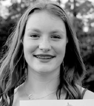 Trammel’s Trace DAR presents youth citizenship awards