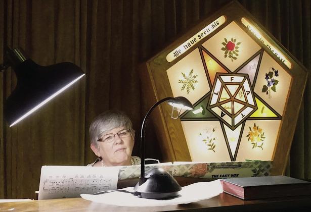 Providing continuous music throughout an hour and half installation ceremony was Carol Taylor of the Quitman Order of the Eastern Star chapter No. 695. Linden Order of Eastern Star