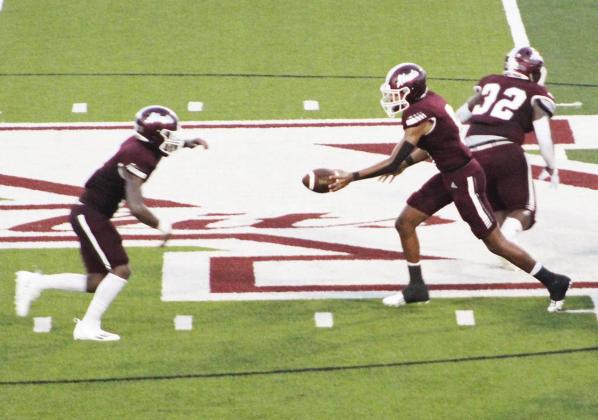 Rabbits top Yellowjackets, 27-2, in first game