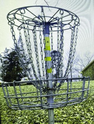 Well,of course,everyone knows this.It’s a basket.Yes, but what is the sport that can be played here at Linden City Park. Disc golf. It’s free and available. What is It