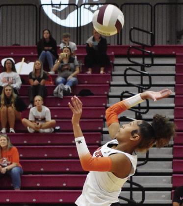 Queen City’s varsity volleyballer Dori Sasser prepares to send the ball screaming over the net during the Lady Bulldogs’ shutout of Liberty-Eylau last week. Atlanta Middle School’s