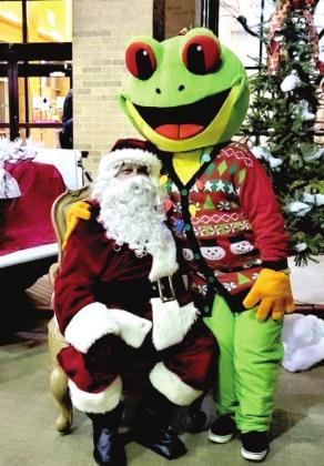 Santa socially distances himself at hospital