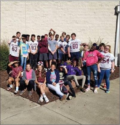 AMS Teen Leadership Class beautifies campus