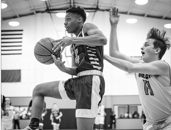 Photo by STEPHEN RUSHING Area Basketball