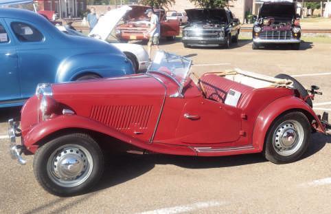 Makers Market & Cruise-In