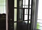 ••••• Inside This Old House ••••• 